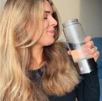 Hydrohealth Hydrogen Water Bottle image